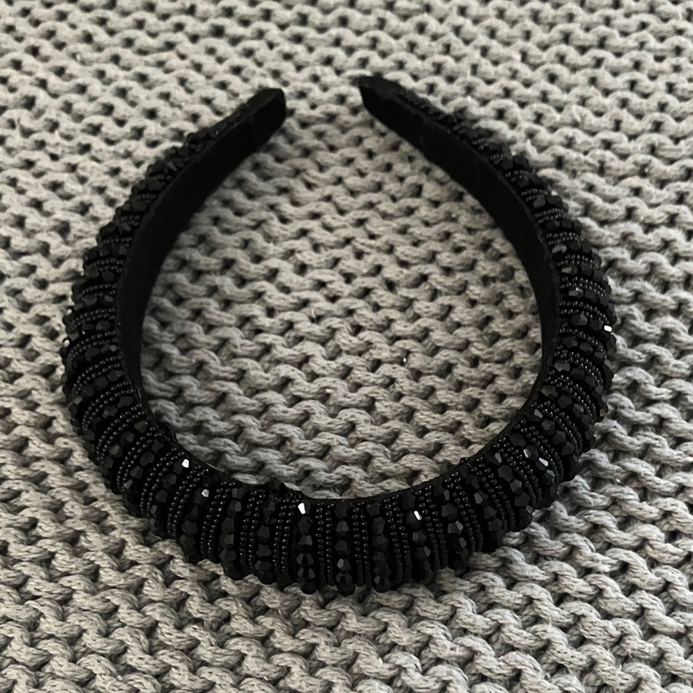 Elegant Black Beaded Headband